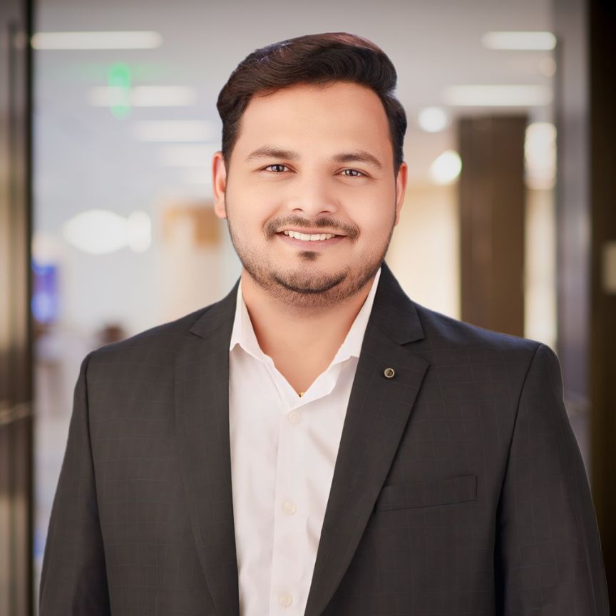 https://www.serversage.com/wp-content/uploads/2025/08/Sharad-Kothimbire_Founder-and-Director.jpg